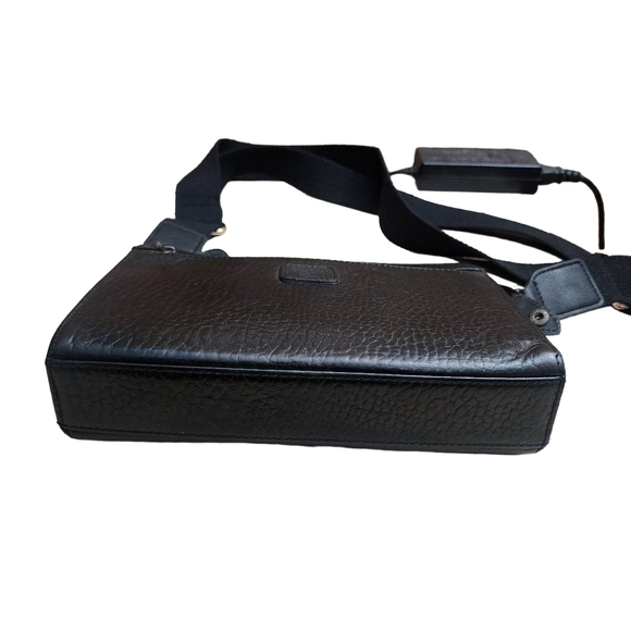 Authentic black leather vintage BURBERRY'S clutch converted to crossbody bag - Picture 4 of 9